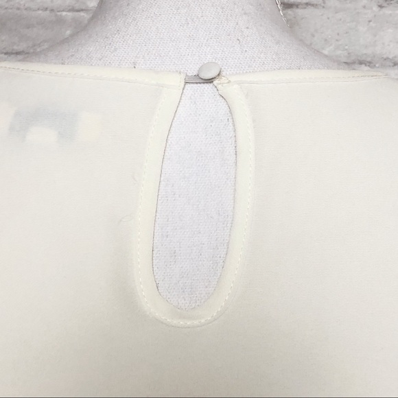 FRANCESCAS | Ivory Beaded Detail Cap Sleeve Blouse Small - Picture 8 of 10